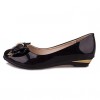 Women's Shoes Leatherette Flat Heel Round Toe Flats Outdoor / Office & Career / Dress / Casual Black / White